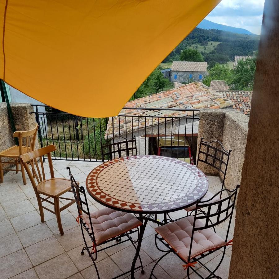 Gite La Foux De Peyroules Buitenkant foto